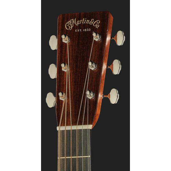 Martin Guitar OM28