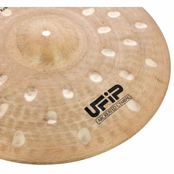 Ufip 16" Blast Extra Dry Crash