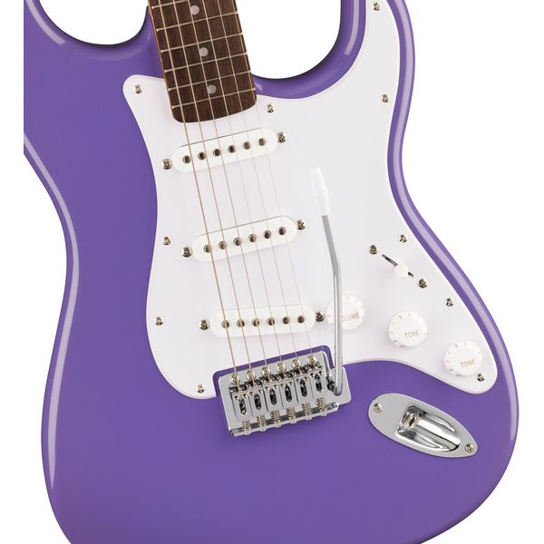 Squier Sonic Strat LRL Ultravi Bundle