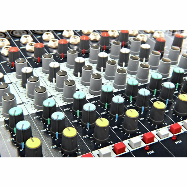 Soundcraft EPM8