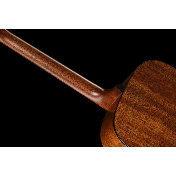 Martin Guitar D18 StreetLegend