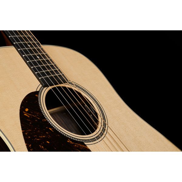 Martin Guitar D-16E-01 LH
