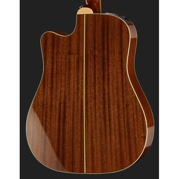 Takamine P4DC w/Softcase