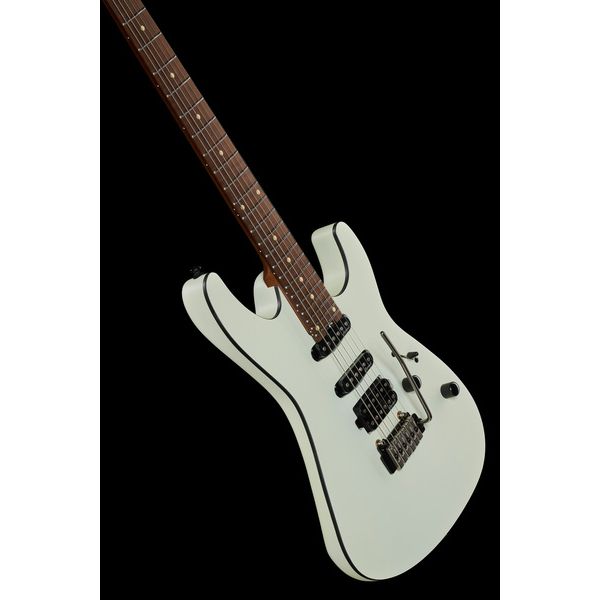 Harley Benton Fusion-III HSS Roasted Bundle