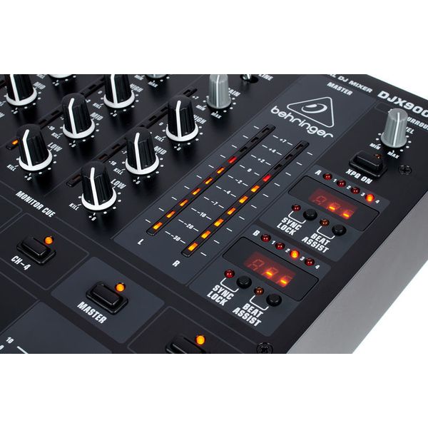 Behringer DJX900USB