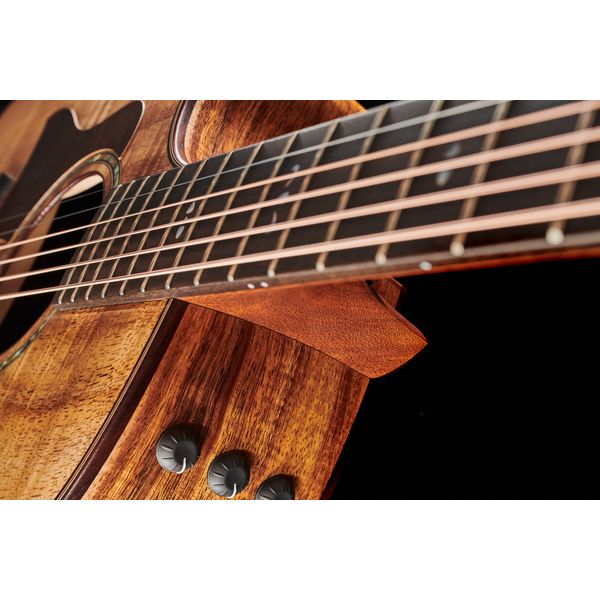 Taylor 724Ce Lefthand