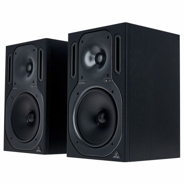 Behringer B2031A Truth