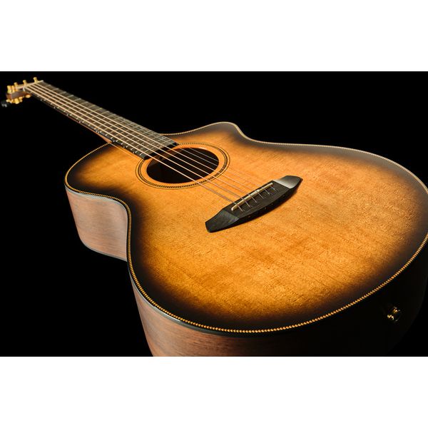 Breedlove Oregon Concert Saddleback CE