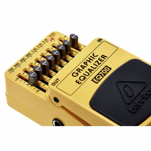 Behringer EQ700
