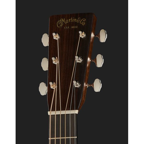 Martin Guitar D-28 Sunburst