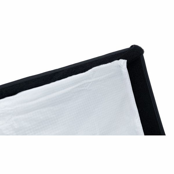 Aputure Nova P300C Softbox