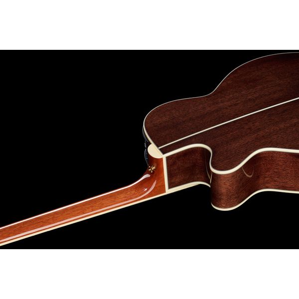 Takamine GN51CE-NAT w/Bag