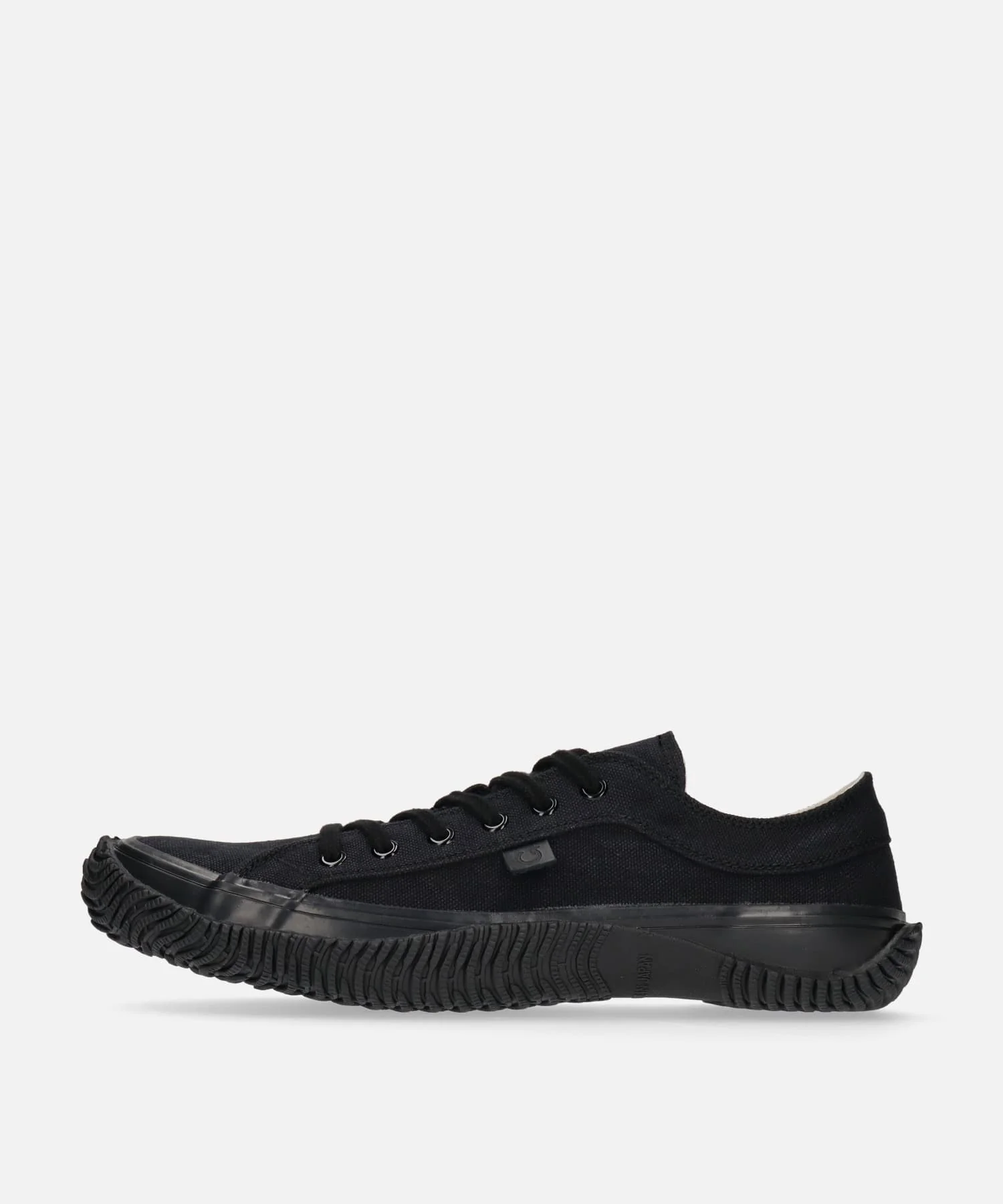 SP-1057 Black/Black