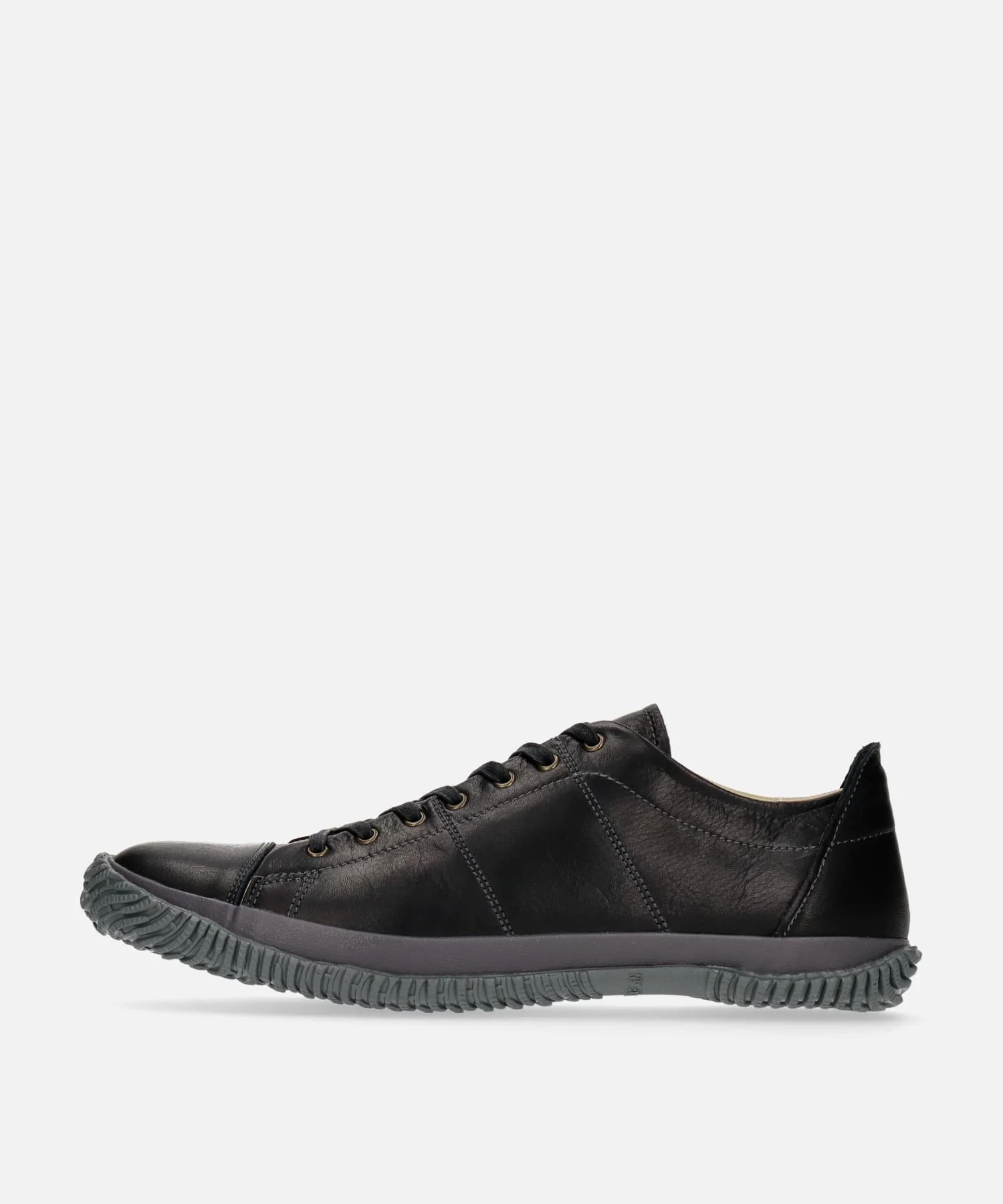 SP-272 Black