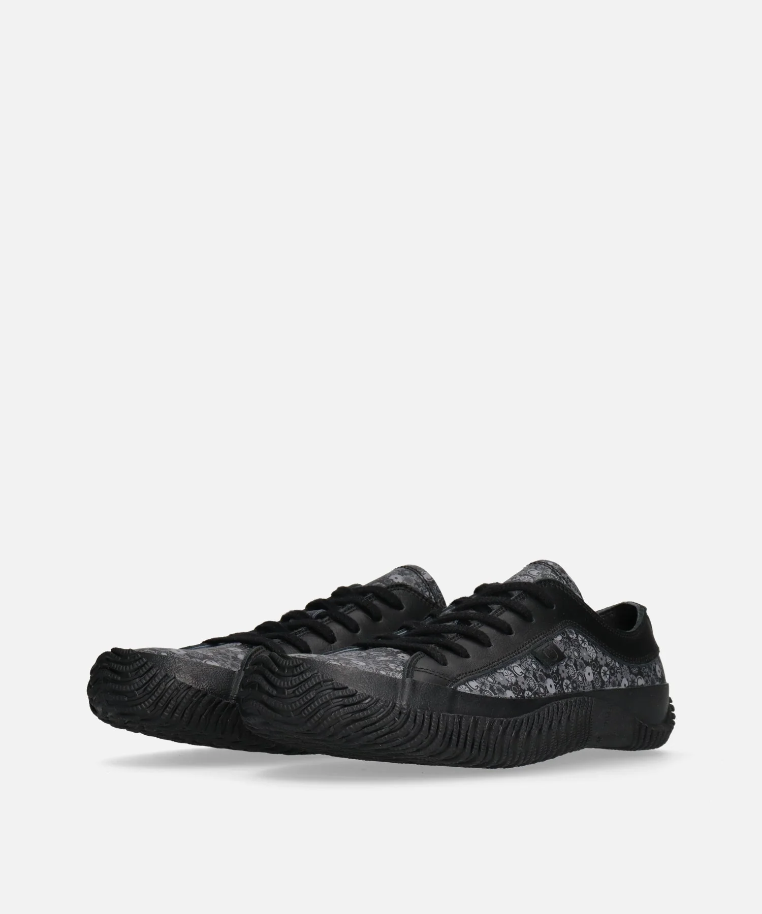 SP-1040 Black