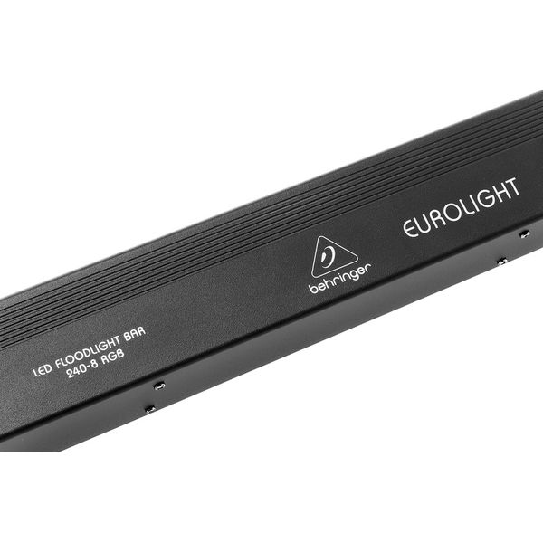 Behringer Led Floodlight Bar 240-8RGB-R