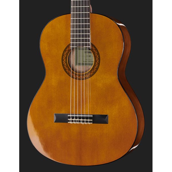 Yamaha C40 Bundle