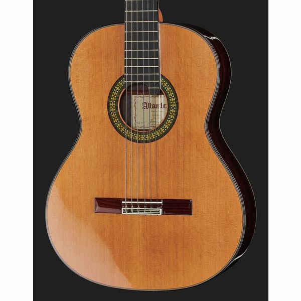 Alhambra 11 P w/Case