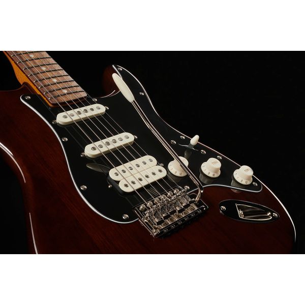 Squier CV 70s Strat HSS LRL WAL