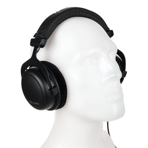 beyerdynamic DT-880 Pro Black Edition