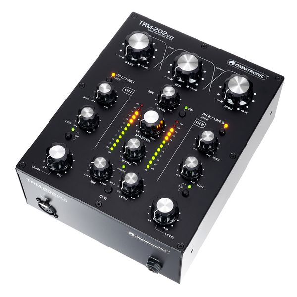 Omnitronic TRM-202 MK3 HP Bundle