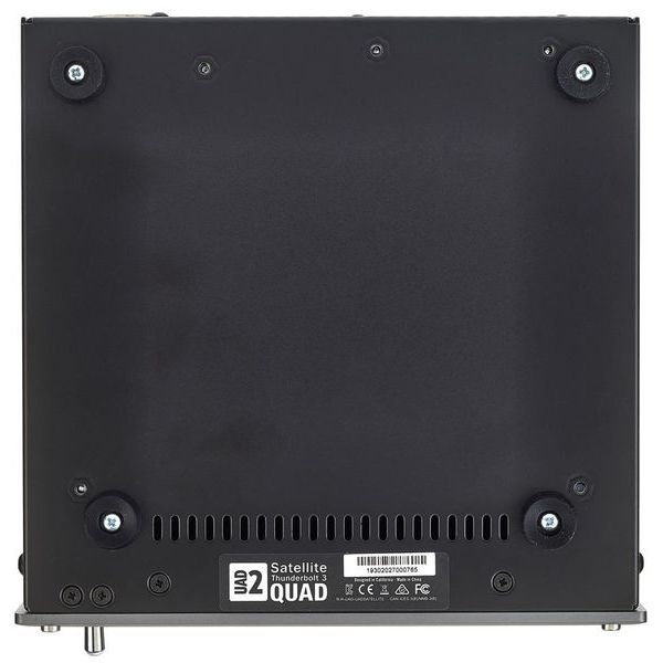 Universal Audio UAD-2 Satellite TB3 Quad