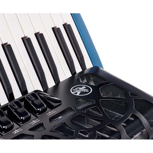 Hohner Bravo III 72 myColor Water