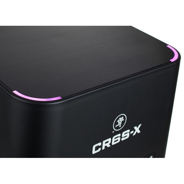 Mackie CR6S-X