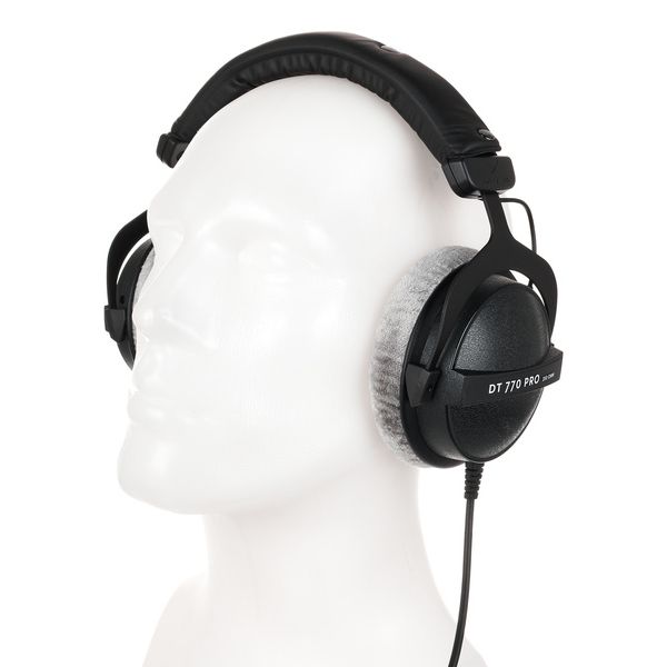 beyerdynamic DT-770 Pro 250 Ohm