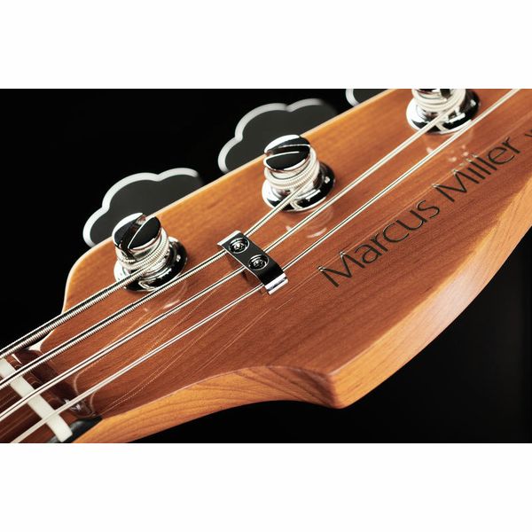 Marcus Miller V5 Alder-4 NT
