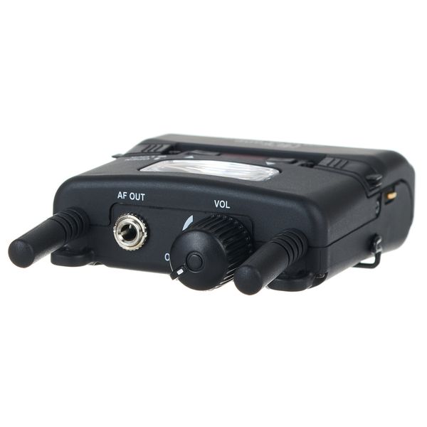 the t.bone IEM D2.4 IE 100 Pro Set