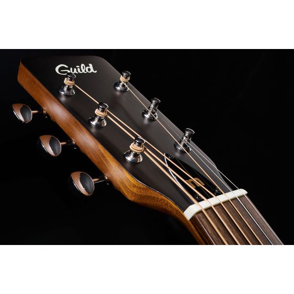 Guild A-20 Bob Marley