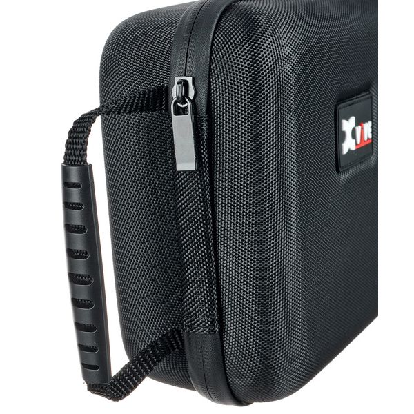 XVive Hard Travel Case for U4 R4 BK