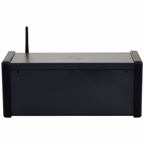 Behringer X Air XR18