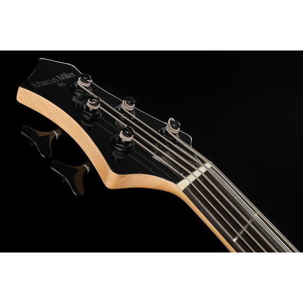 Marcus Miller M5 5st TBL LH