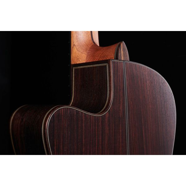 Höfner HM89-CE Master Classic Guitar