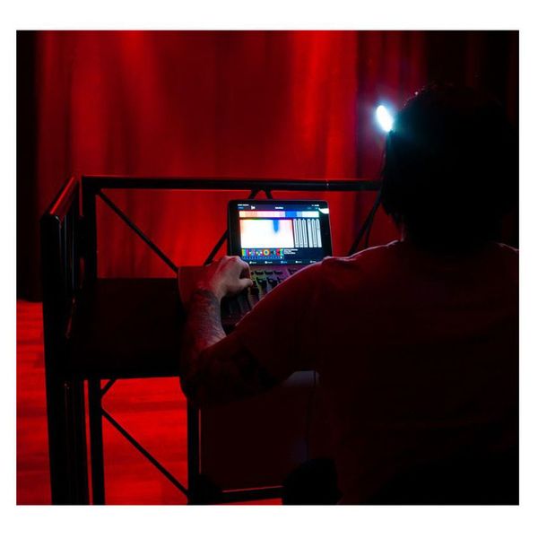 Accu Stand Pro Event Table 2 MB