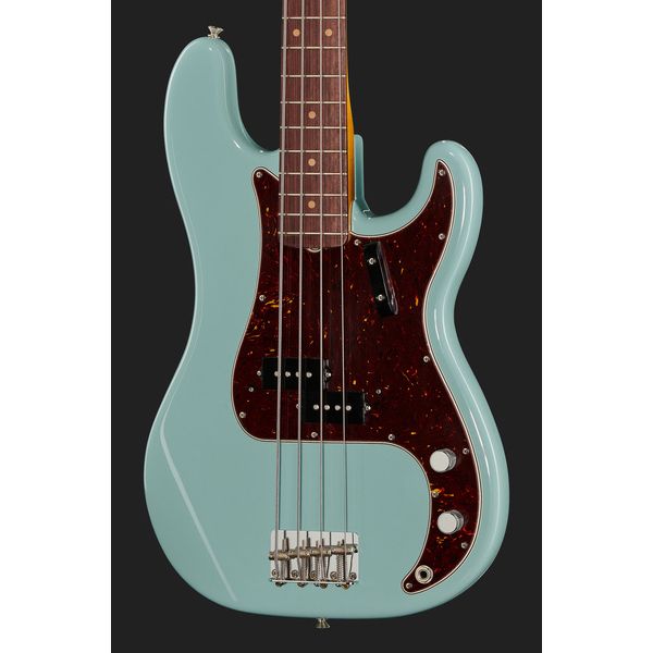 Fender AV II 60 P BASS RW DPB