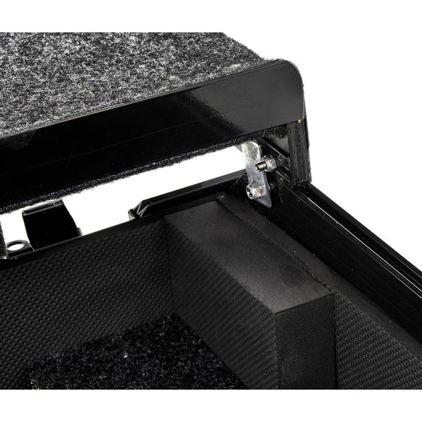 UDG Ultimate Flight Case DDJ-REV7