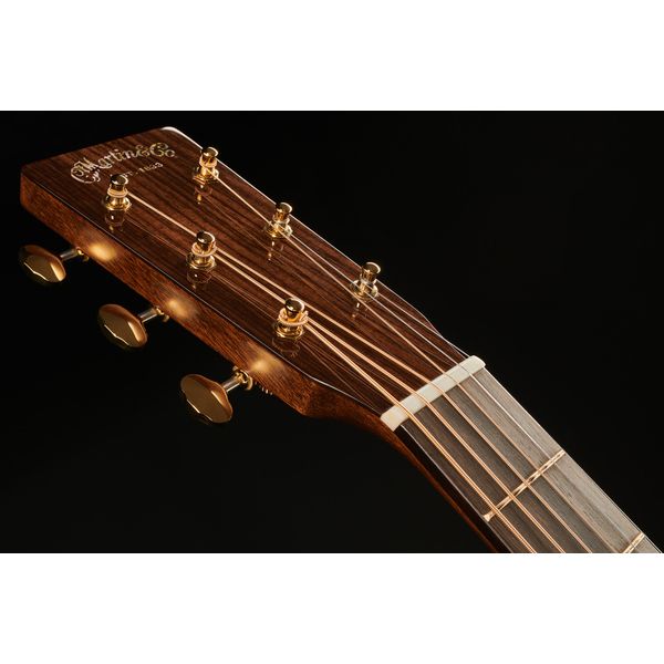 Martin Guitar D-18 Modern Deluxe