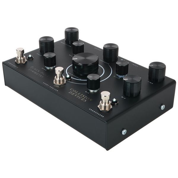 Collision Devices Black Hole Symmetry