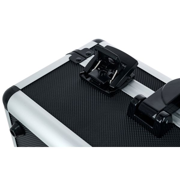 Thomann Case Allen & Heath ZED10