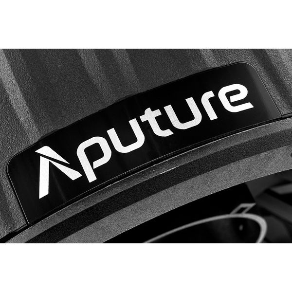 Aputure F10 Fresnel