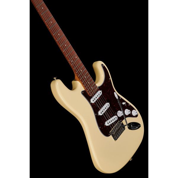 Harley Benton ST-62 VW Vintage Series Bundle