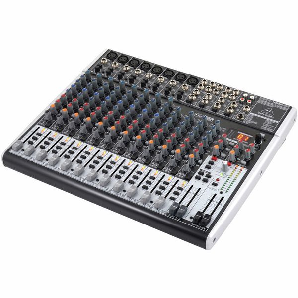 Behringer Xenyx X2222 USB Bundle