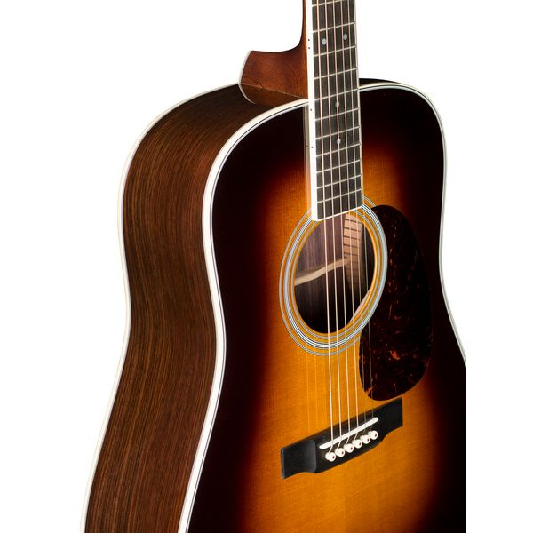 Martin Guitar D-35 Sunburst
