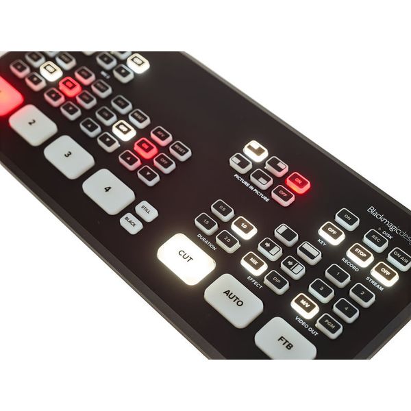 Blackmagic Design ATEM Mini Pro ISO Thon Bundle