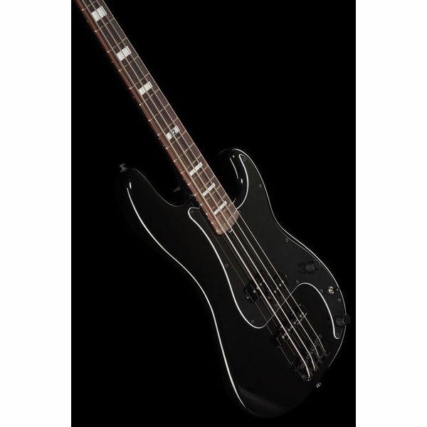 Fender Duff McKagan DLX P Bass RW BK