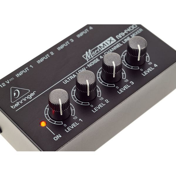 Behringer MX400