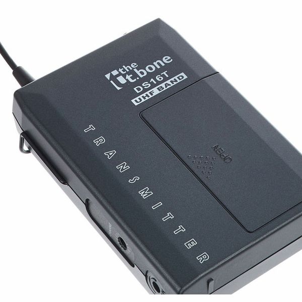 the t.bone TWS/AKG C555 821 MHz Set